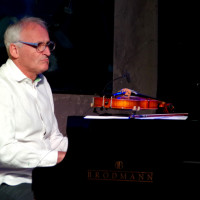 Krzesimir Dębski & Zagan Acoustic