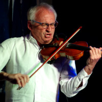 Krzesimir Dębski & Zagan Acoustic
