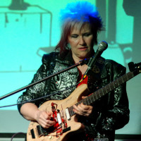 Jennifer Batten