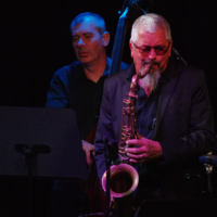 Andy Sheppard & Przemysław Strączek Trio
