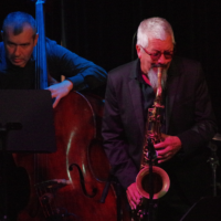 Andy Sheppard & Przemysław Strączek Trio